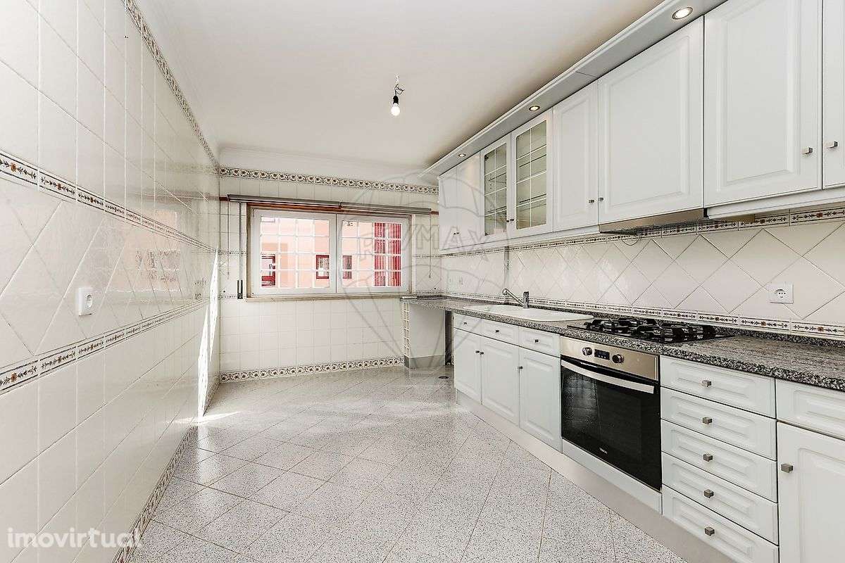 Apartamento T3 para arrendamento - Grande imagem: 2/29