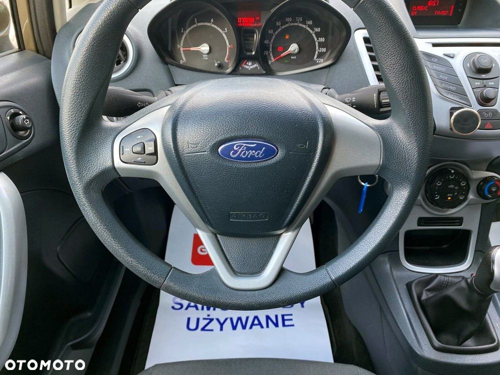 Ford Fiesta 1.25 Silver X - 21