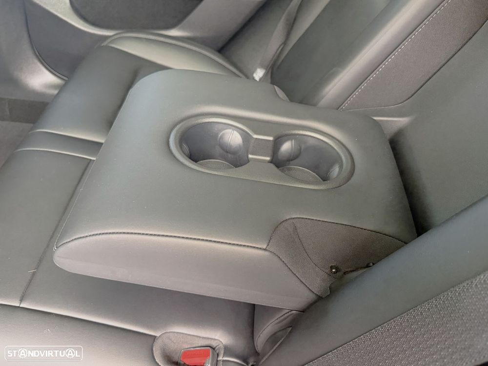 Tesla Model Y Tração Traseira - 37