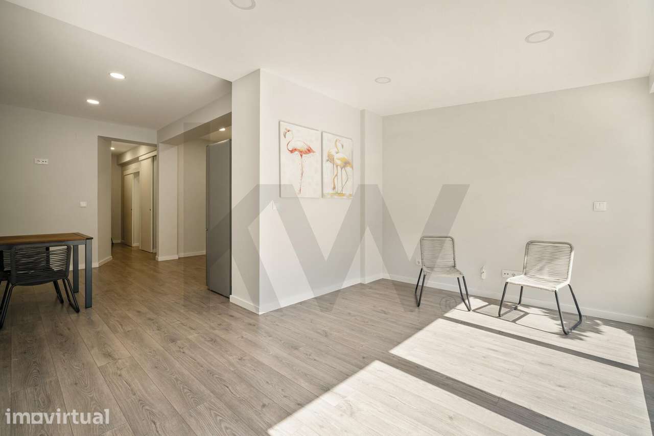 Apartamento T1 + 1 com Terraço 30m2 - Grande imagem: 4/27