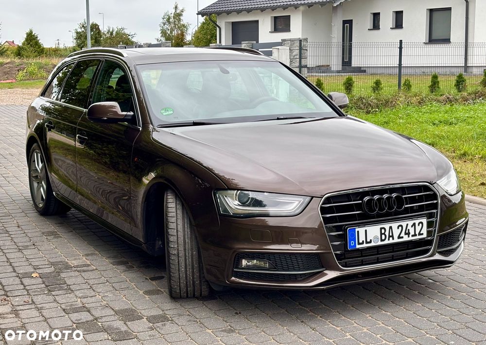 Audi A4 Avant 2.0 TDI DPF multitronic S line Sportpaket - 4