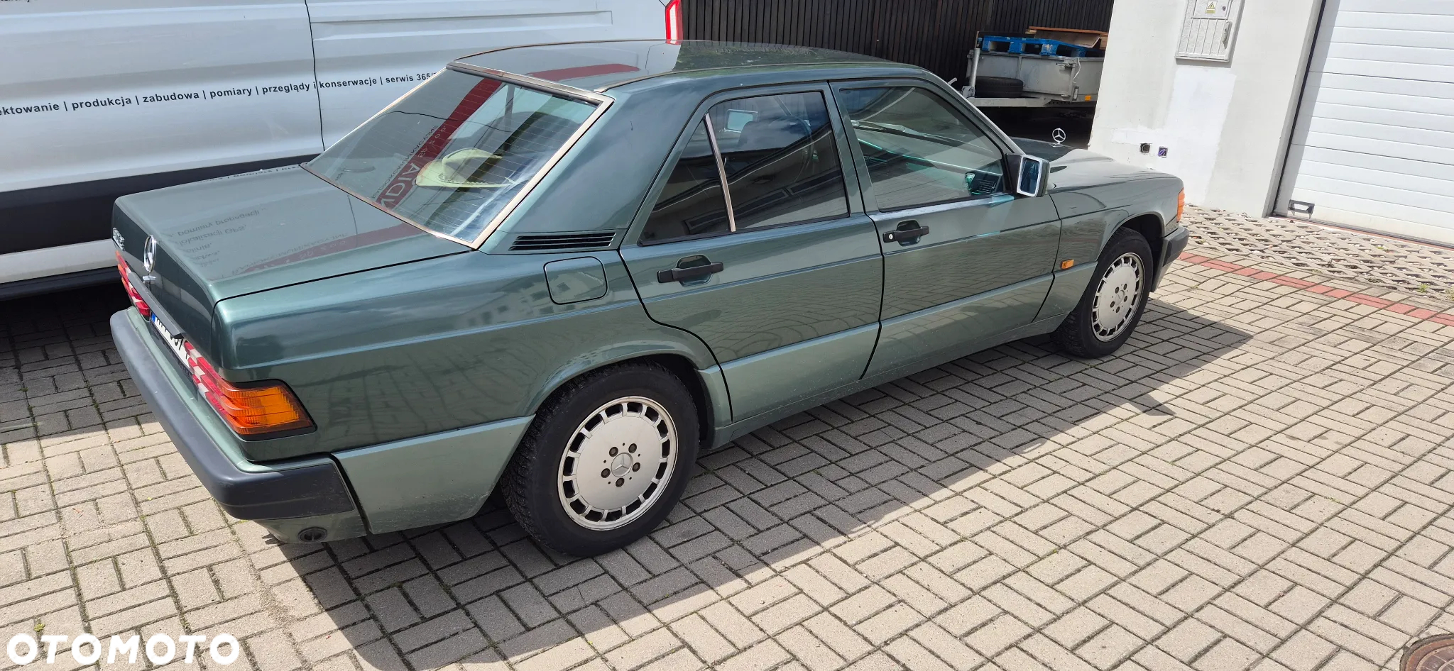 Mercedes-Benz W201 (190) - 3