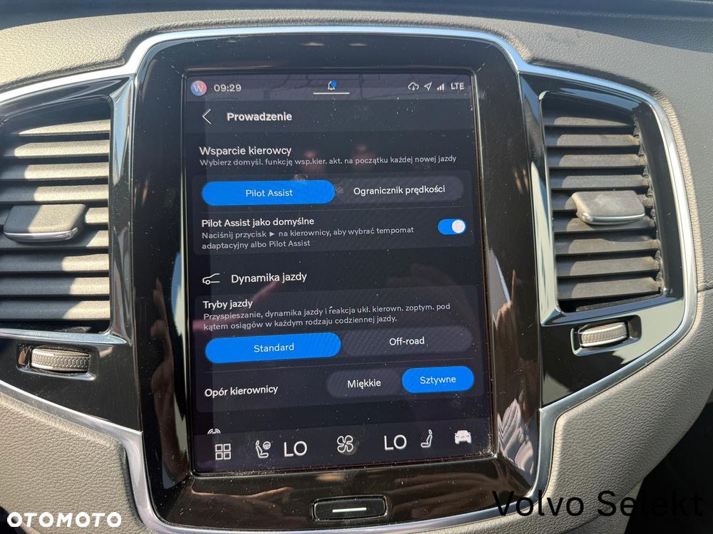 Volvo XC 90 - 23