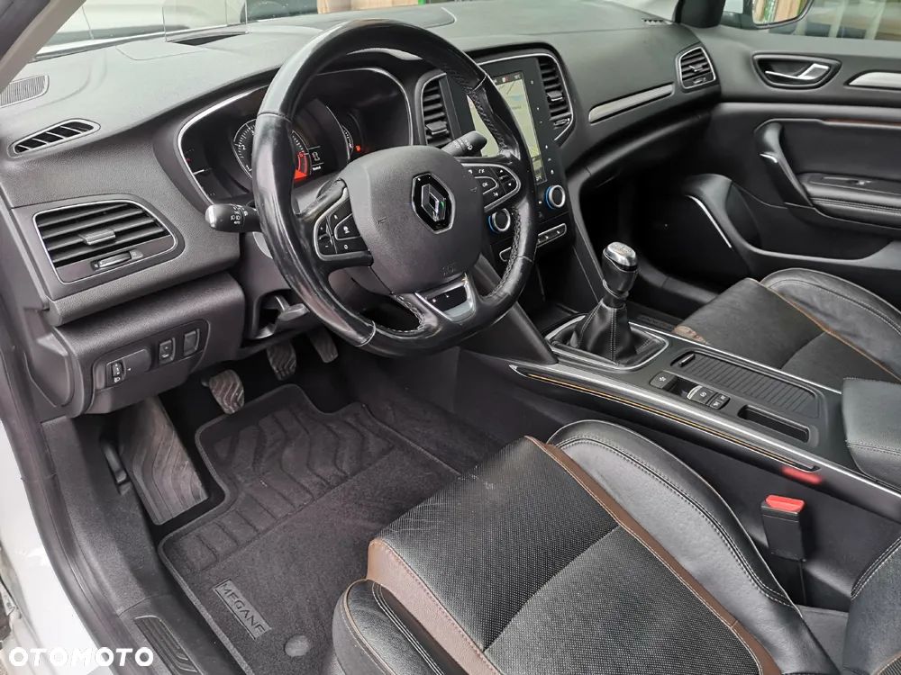 Renault Megane ENERGY TCe 130 INTENS - 18