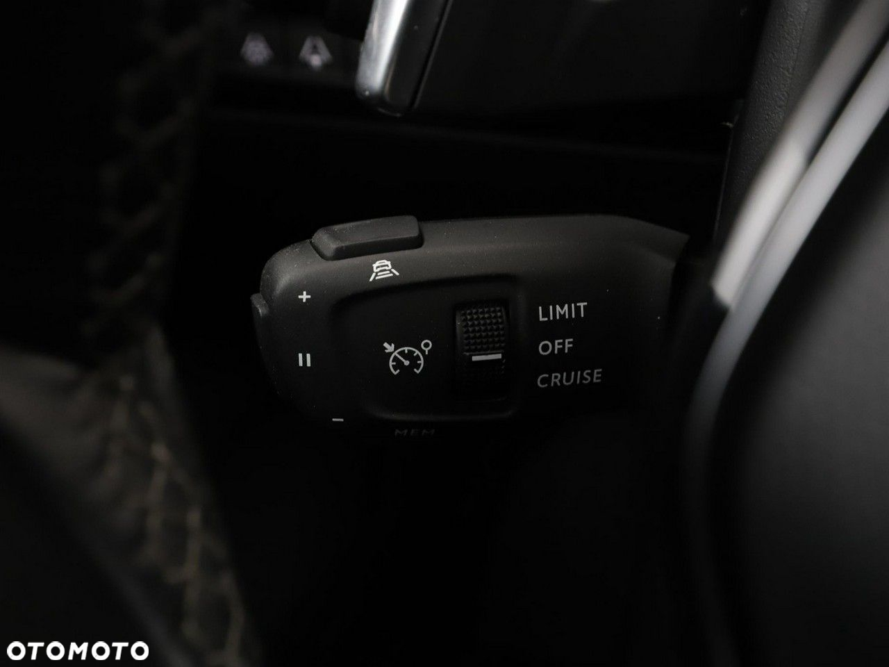 Peugeot 508 SW Plug-In Hybrid 225 e-EAT8 Allure - 37