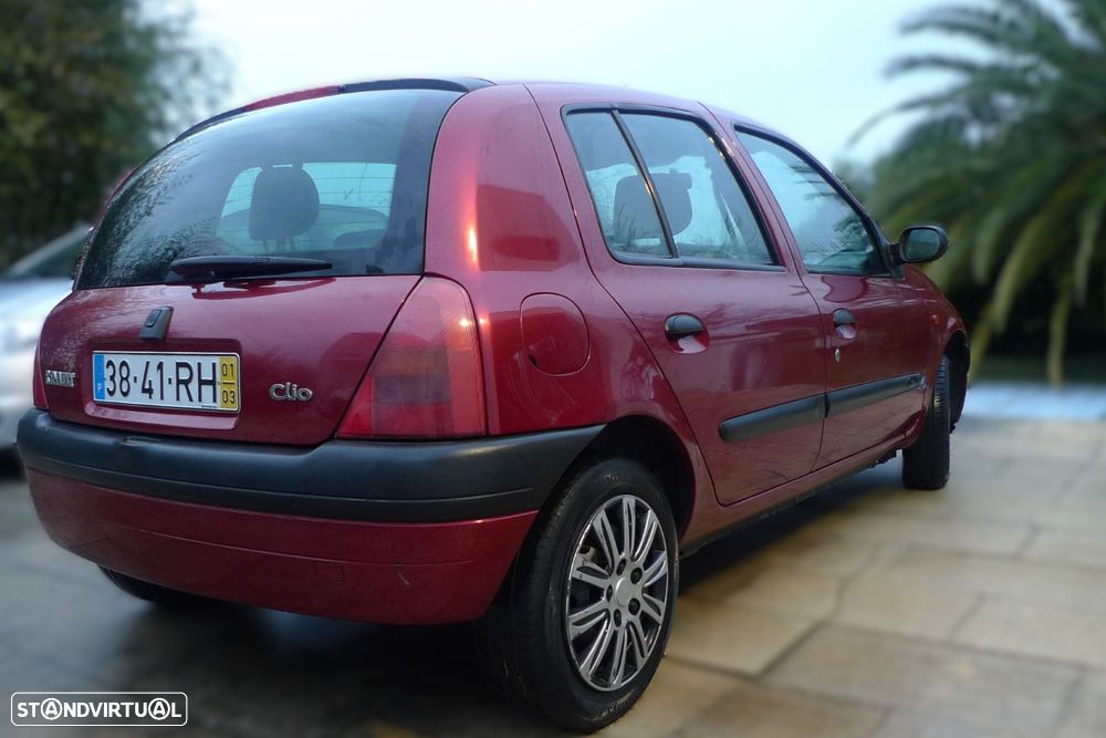 Renault Clio 1.2 RT - 2