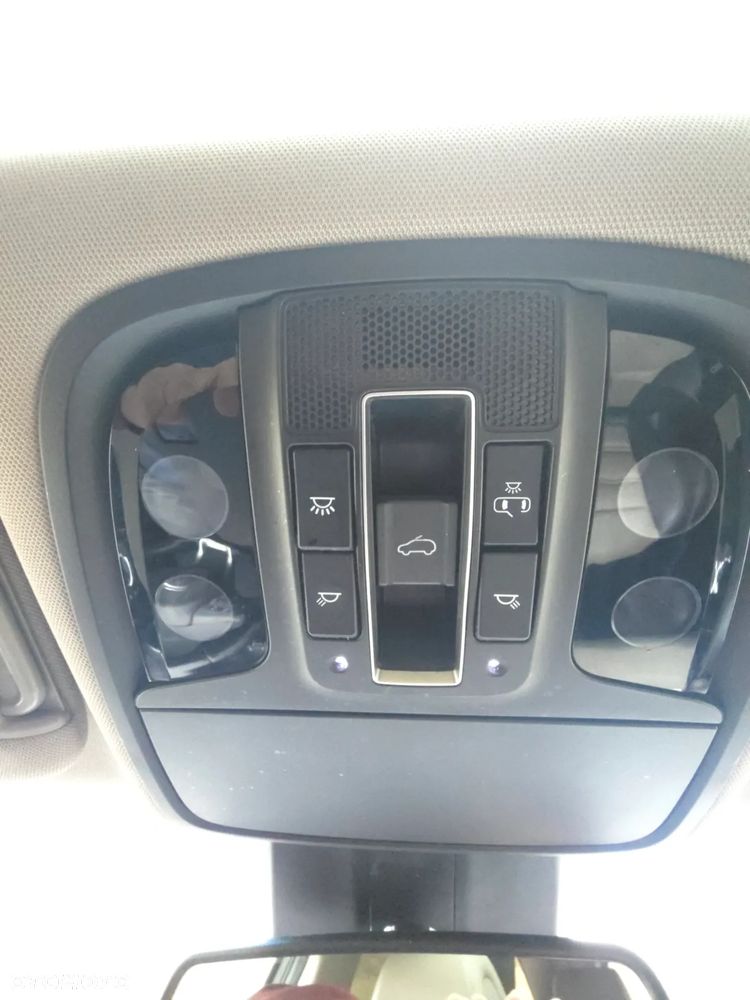 Kia Sportage 2.0 CRDI XL AWD - 33