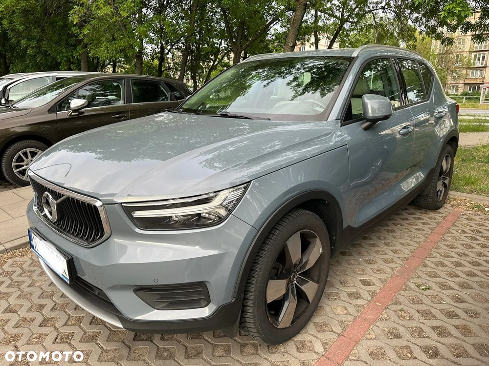 Volvo XC 40 T3 Momentum Pro - 1