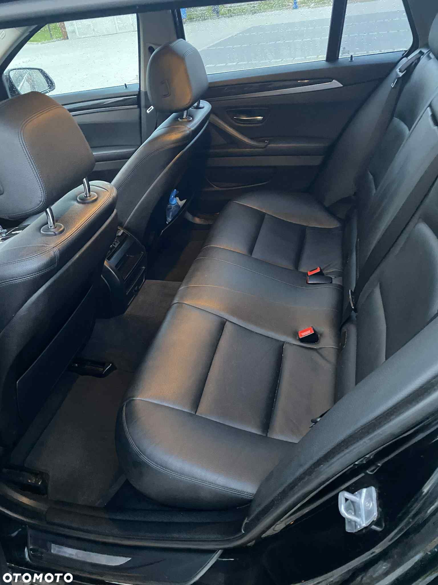 BMW Seria 5 520d Touring - 12