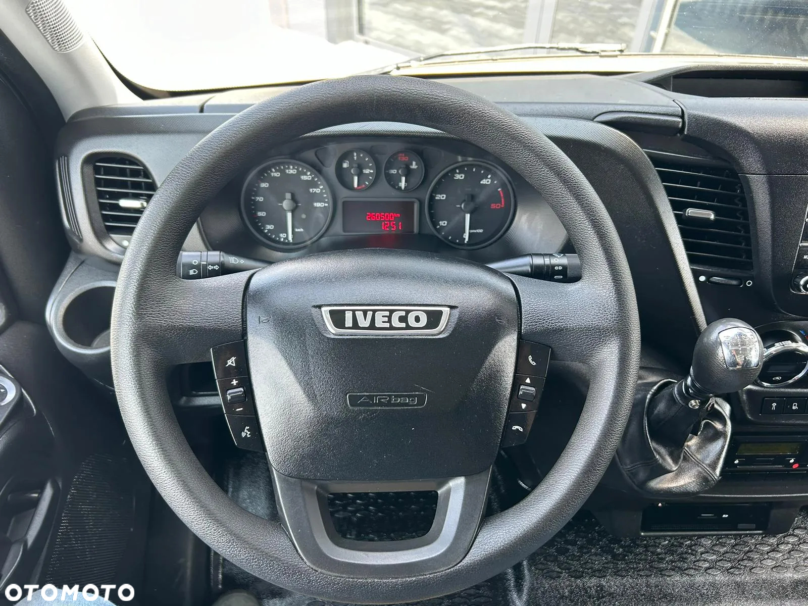 Iveco Daily 50C18 35C18 3.0 HPI Skrzynia 6,2m **KLIMA**NAVI**NA BLIŹNIAKACH**Wzmocniony**Niski przebieg** - 11