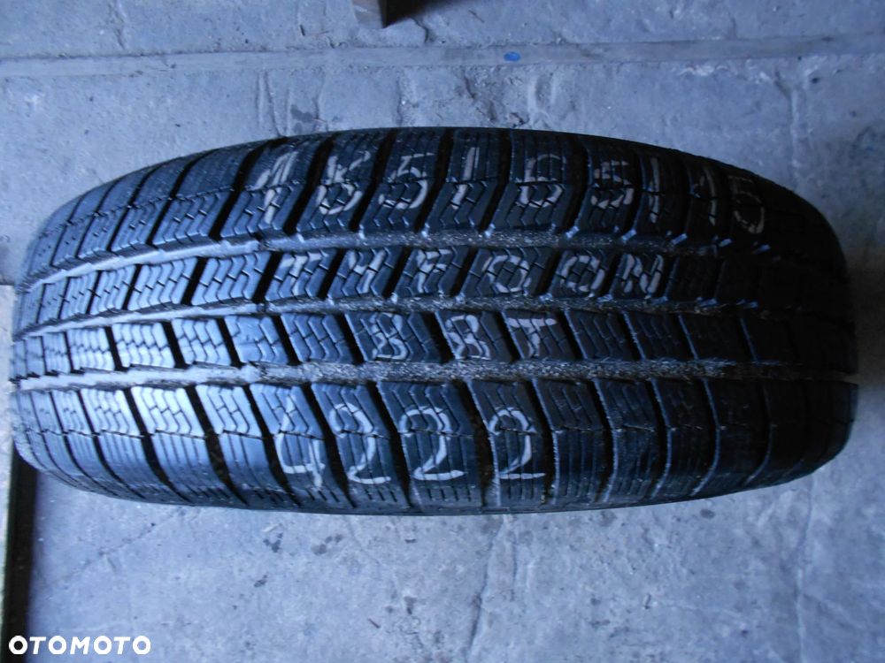 OPONA POJEDYNKA 185/65R15 TYFOON EUROSNOW 3  DOT 4222 8MM - 1