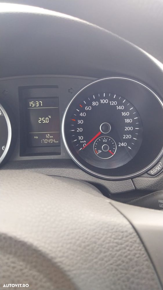 Volkswagen Golf 1.6 TDI DPF Trendline - 12