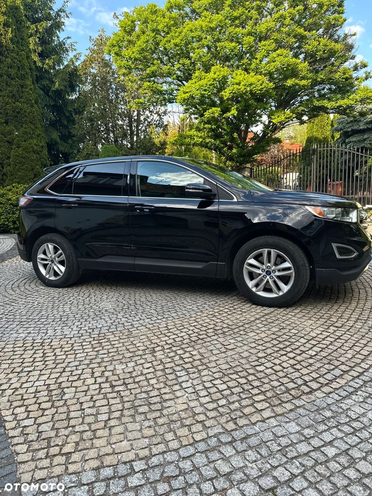 Ford Edge - 2