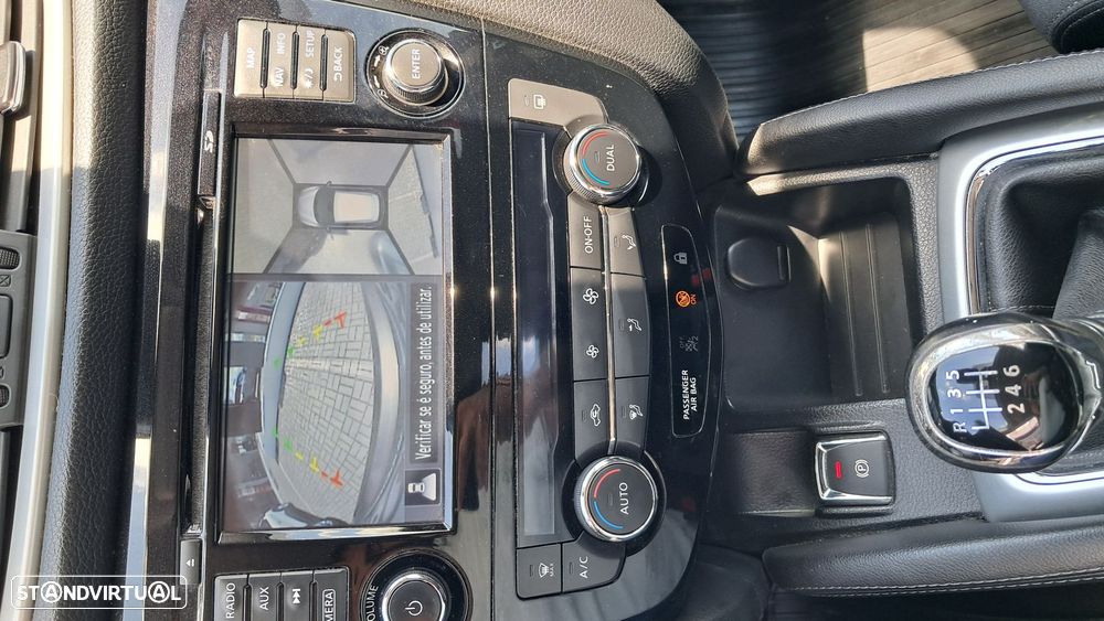Nissan Qashqai 1.5 dCi N-Connecta 18 - 8