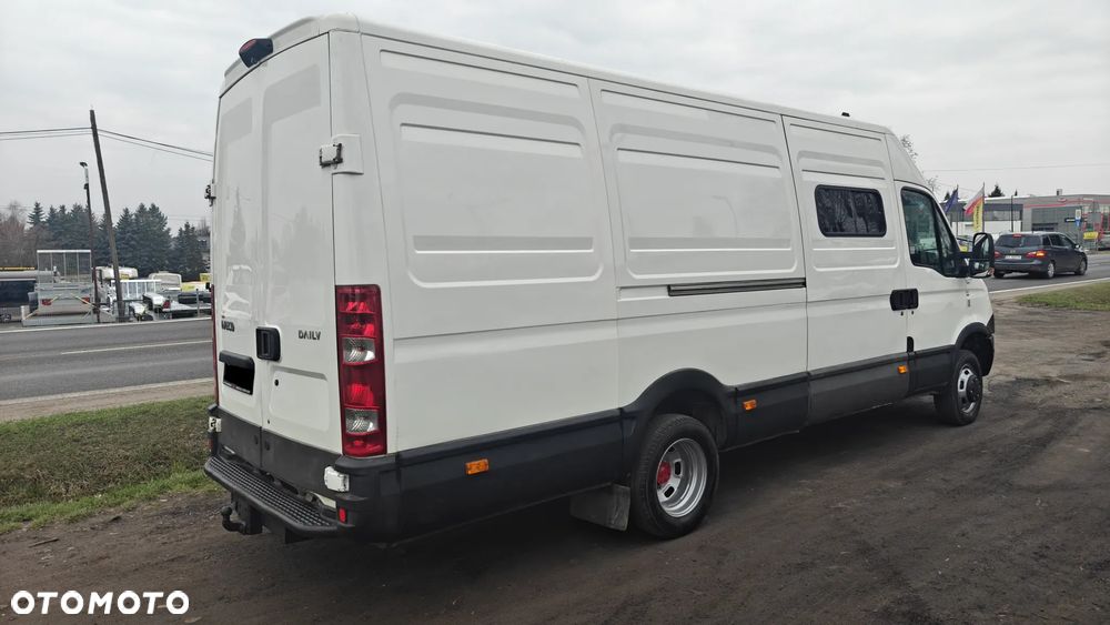 Iveco Daily  35C13 MAXI brygadówka 7 osób BLIŹNIAK KLIMA TEMPOMAT HAK - 7