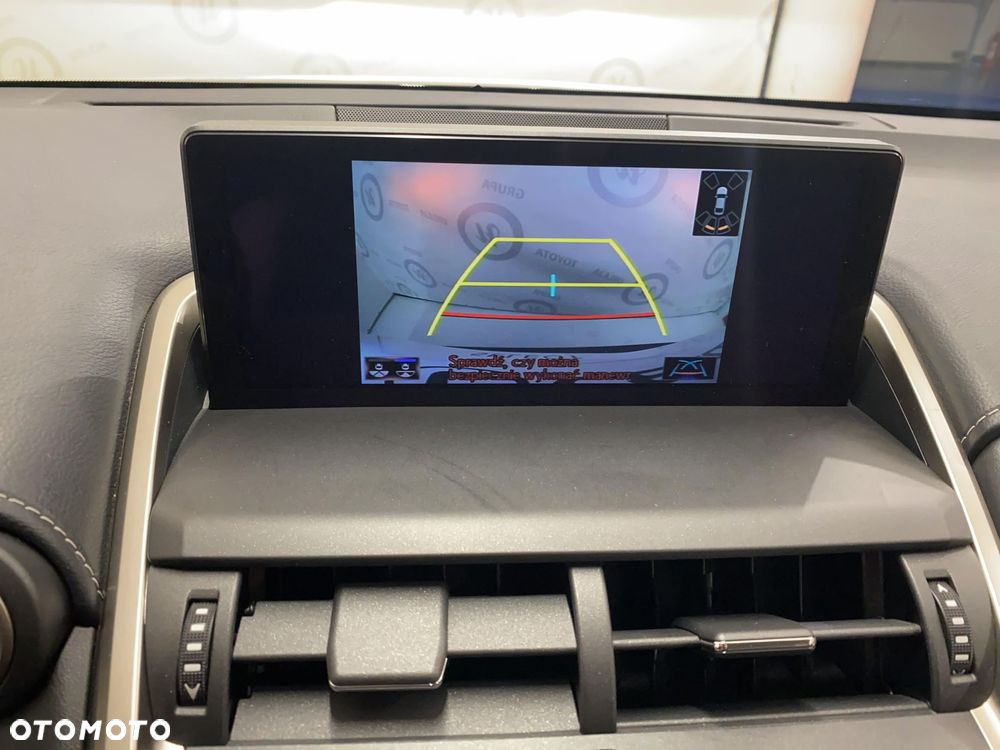 Lexus NX 300h Elegance AWD - 17