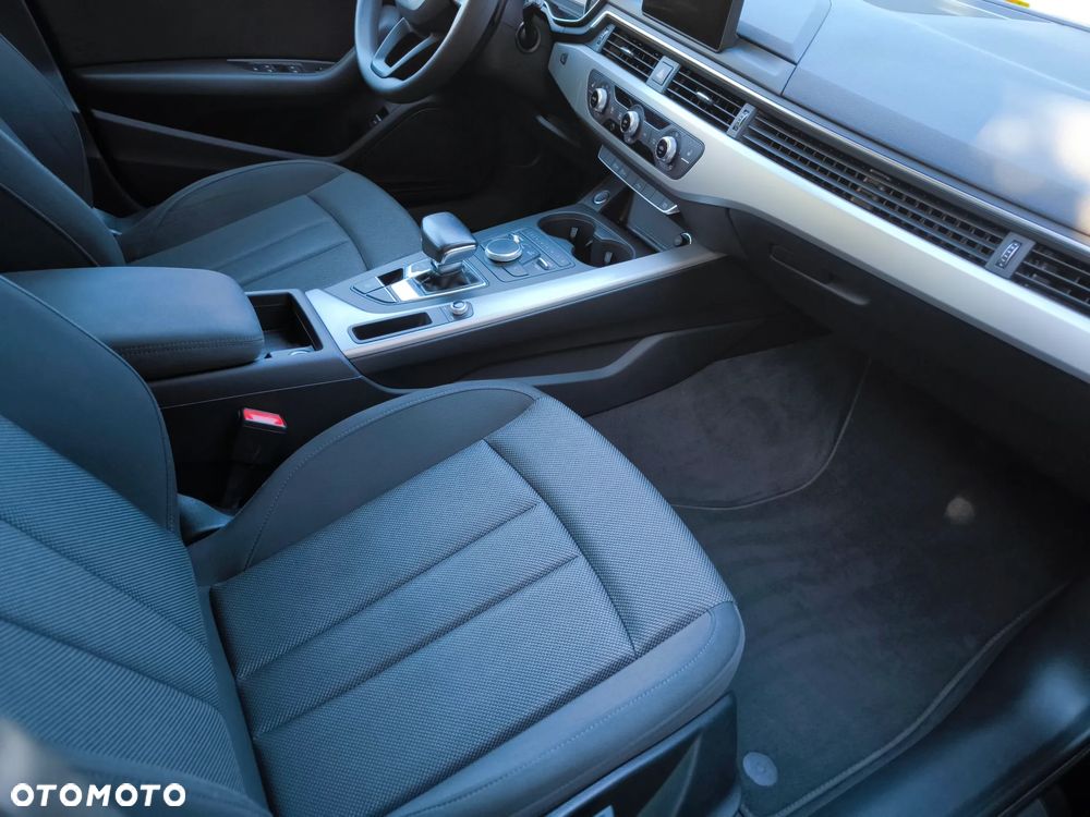 Audi A4 Avant - 26