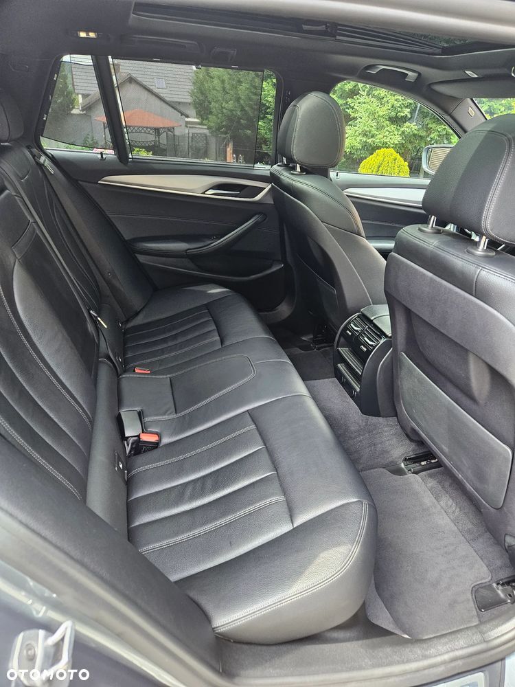 BMW Seria 5 520d - 10