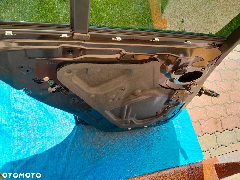 BMW X5 F15 / 475 / Drzwi Lewy Tył Lewe Tylne / Kompletne - 3