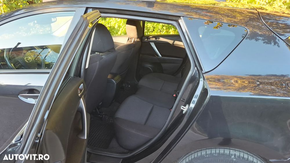 Mazda 3 2012 photo 5