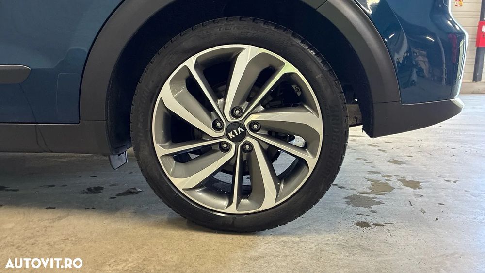 Kia Niro 1.6 GDI 2WD Aut. Vision - 12