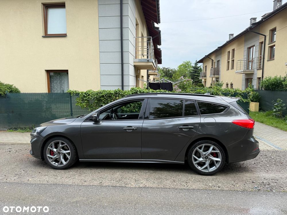 Ford Focus 2.0 EcoBlue ST - 5