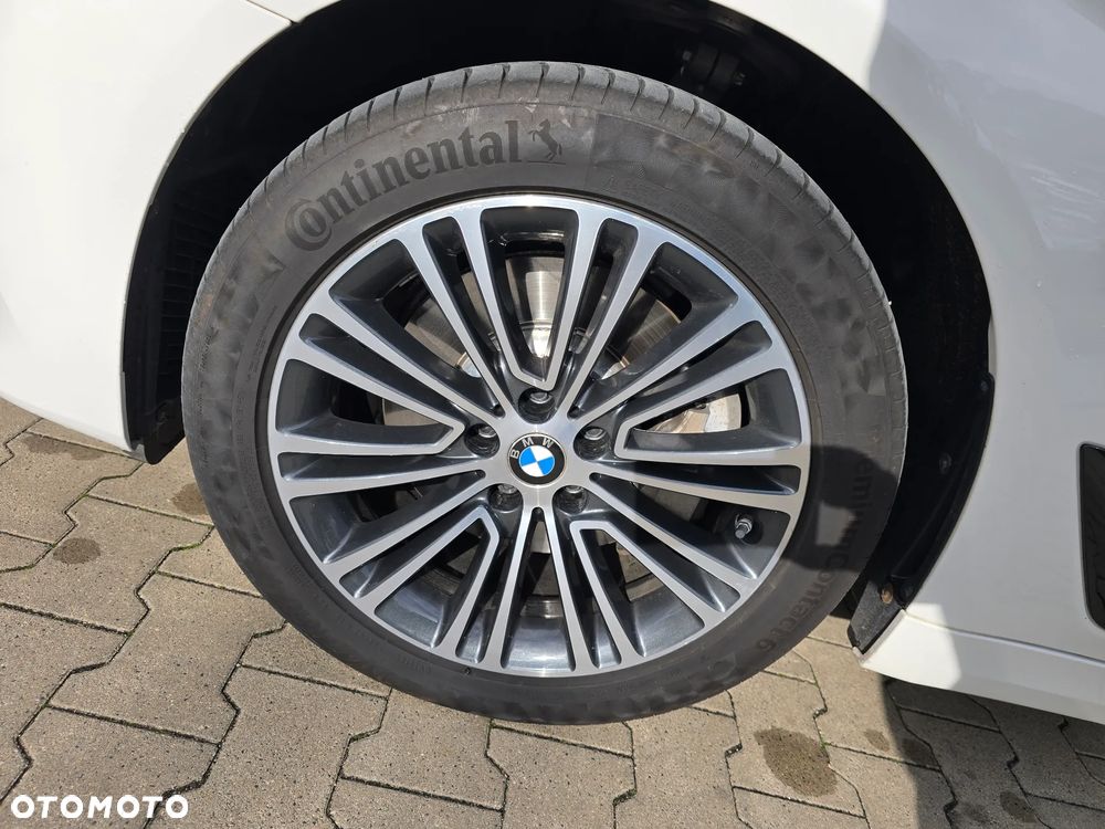 BMW Seria 5 ver-530e-iperformance-luxury-line-sport - 9