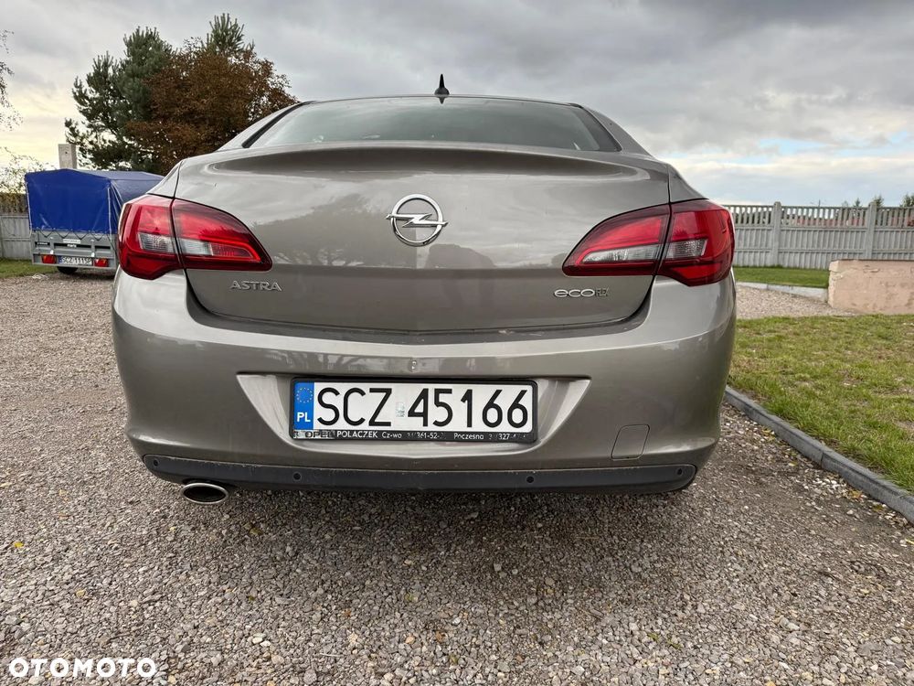 Opel Astra IV 1.4 T Active EU6 - 8