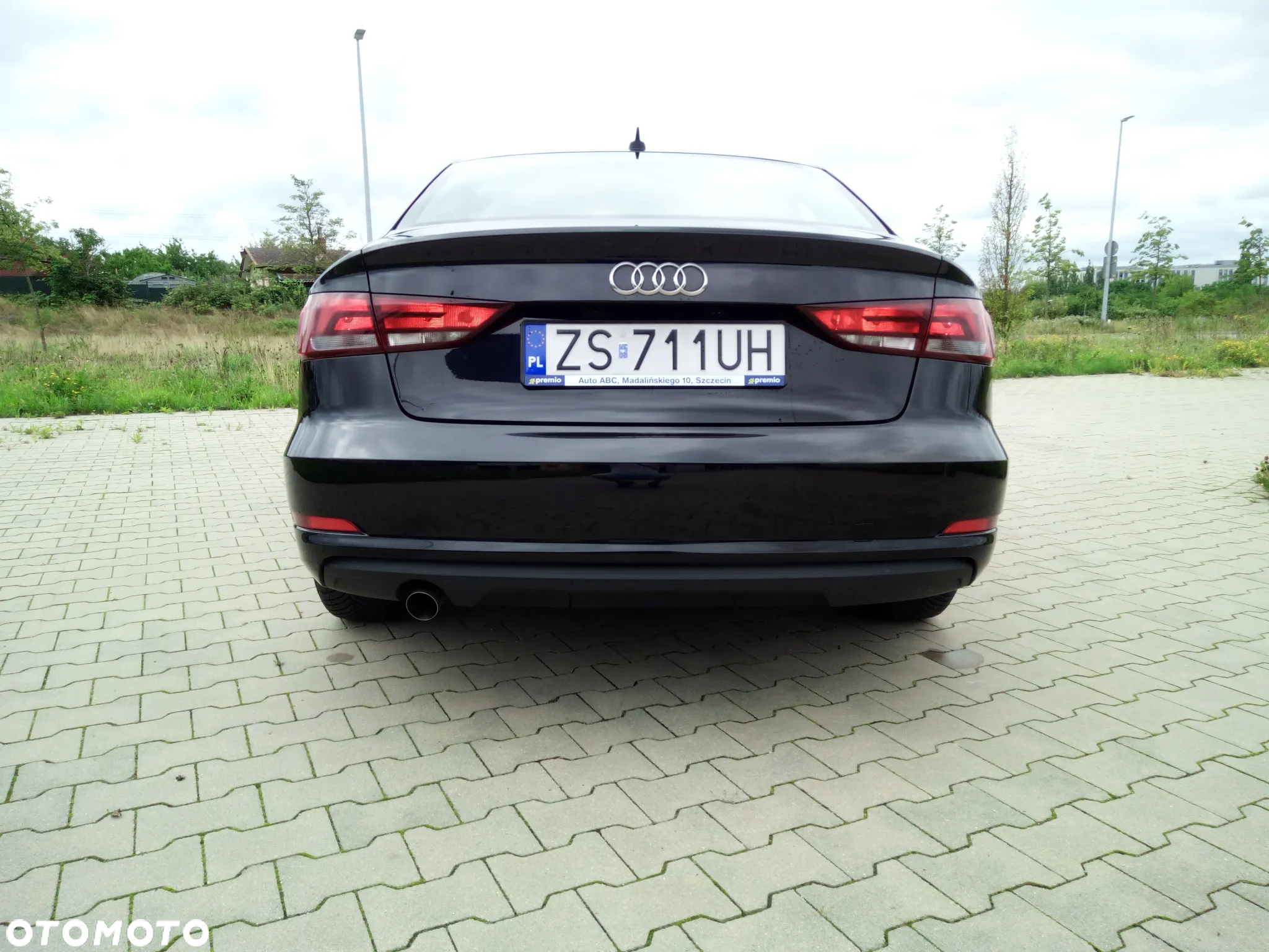 Audi A3 Limousine 1.6 TDI (clean diesel) Ambiente - 2