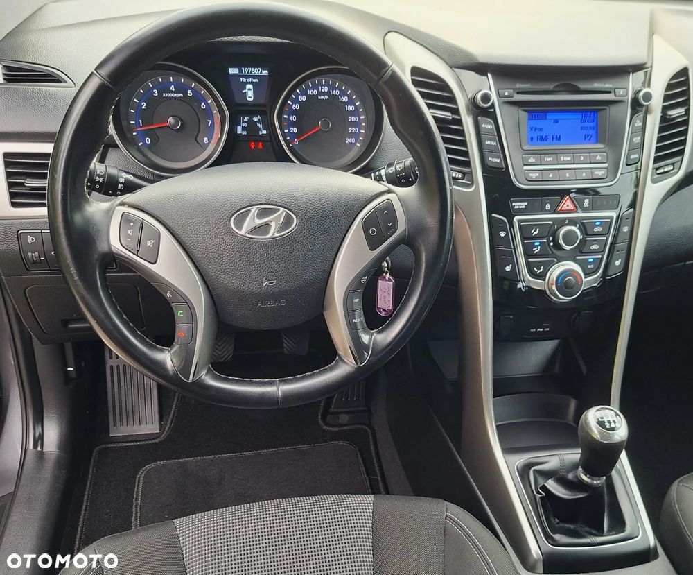 Hyundai i30 i30cw 1.4 Fifa World Cup Edition - 6