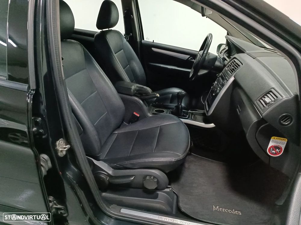 Mercedes-Benz B 180 CDI Executive - 13