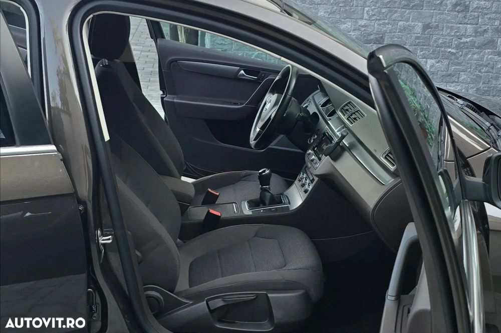 Volkswagen Passat 2.0 TDI BlueMotion Technology Business Edition - 17
