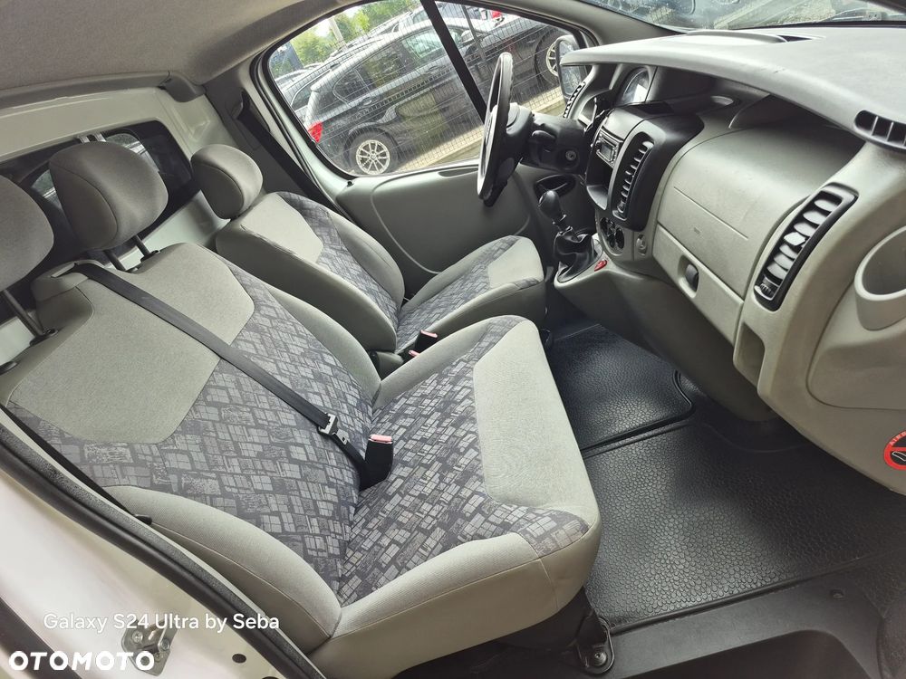 Opel Vivaro - 20