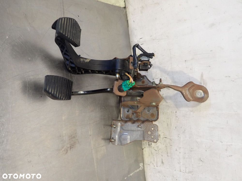 PEDAŁ SPRZĘGŁA HAMULCA CITROEN C4 I COUPE 1.6HDI 9650774380 - 2