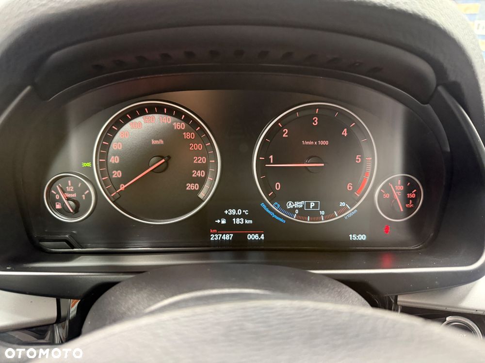 BMW X5 xDrive25d - 12