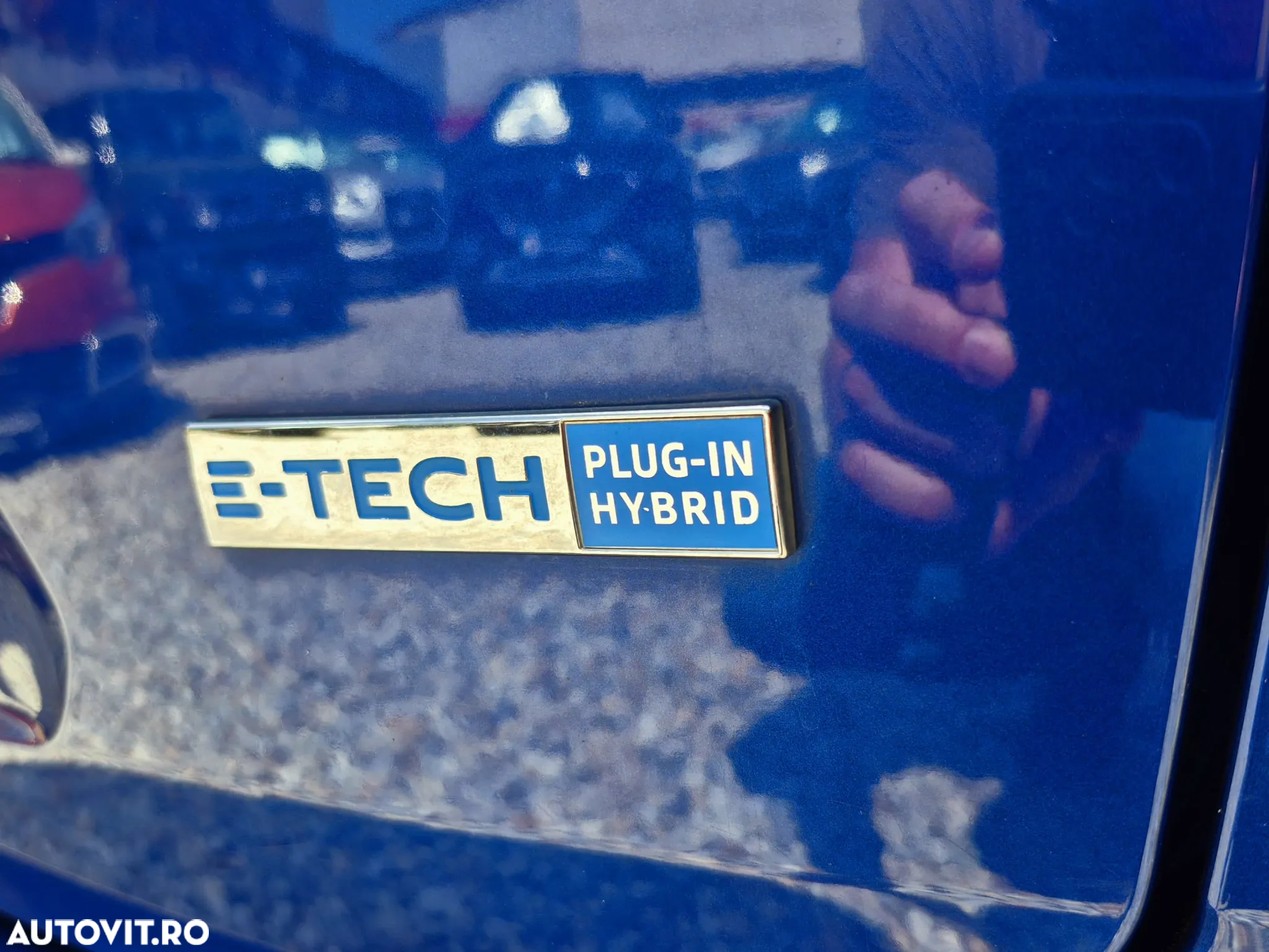Renault Megane Grandtour E-TECH Plug-in 160 INTENS - 26