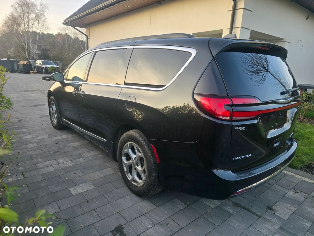 Chrysler Pacifica - 29