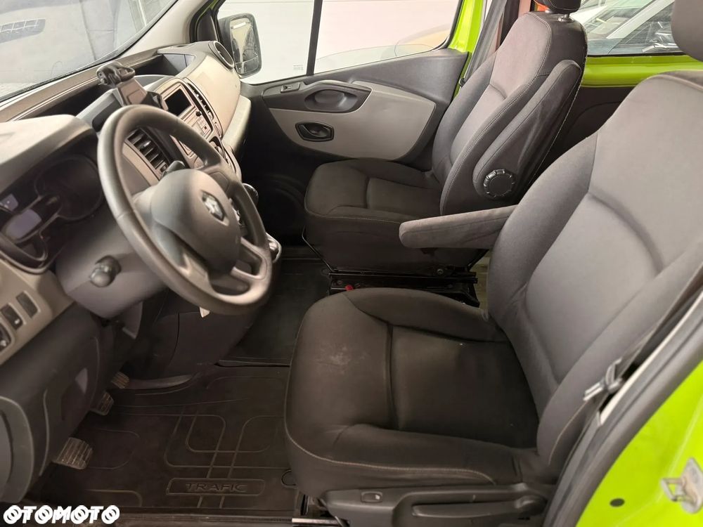 Renault Trafic - 11
