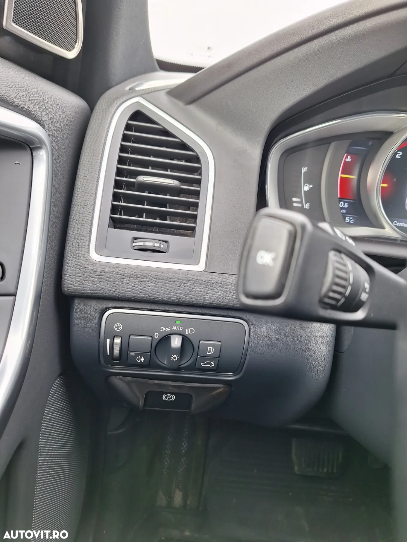 Volvo XC 60 - 9