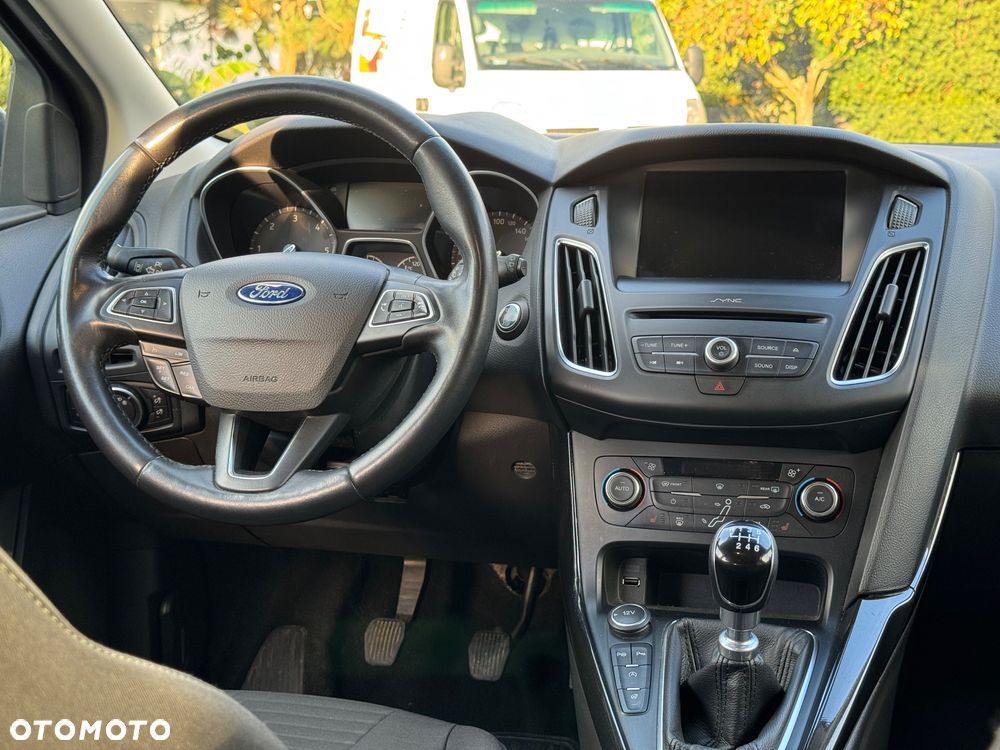 Ford Focus 2.0 TDCi Titanium ASS - 16