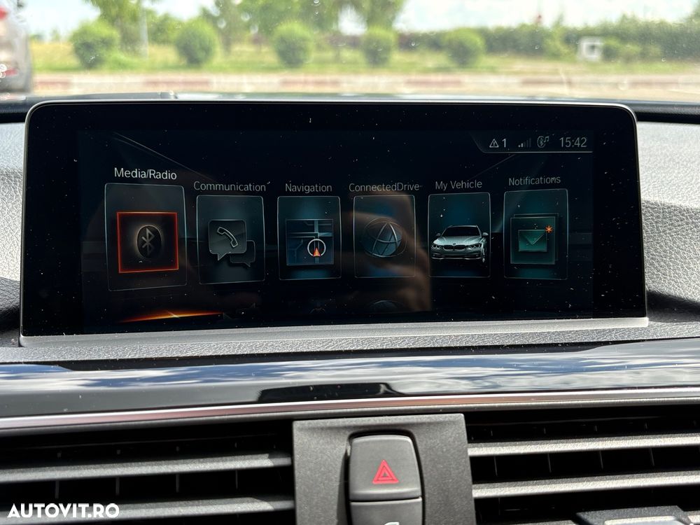 BMW Seria 3 320d Aut. Efficient Dynamics Edition Blue Perf. Sport Line - 30