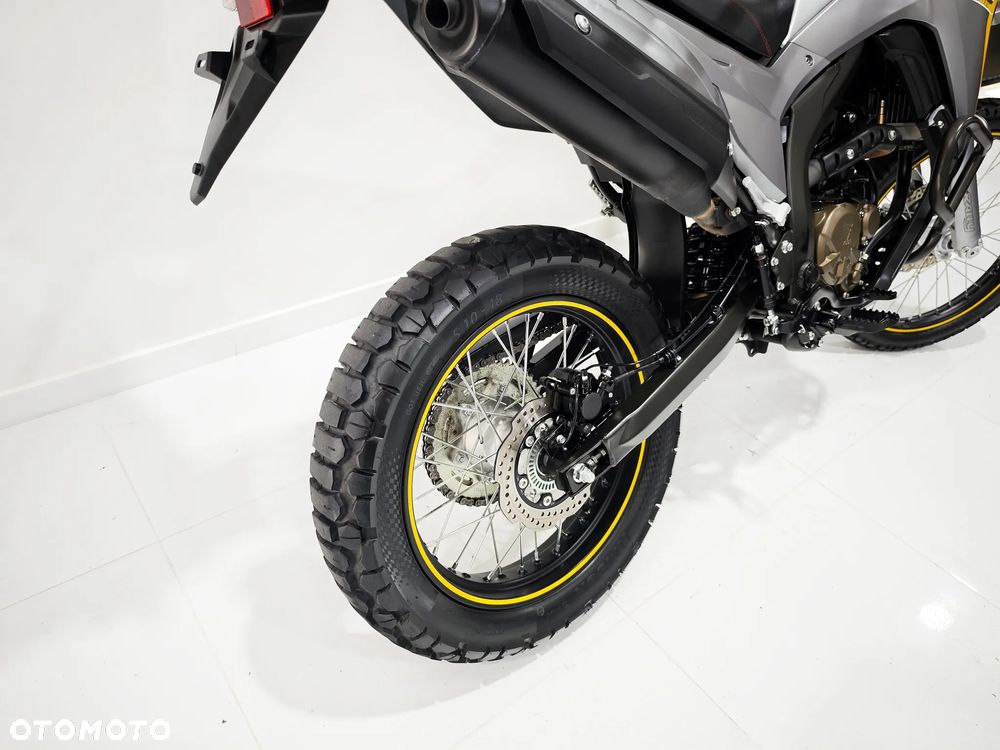 VOGE 300GY RALLY - 6