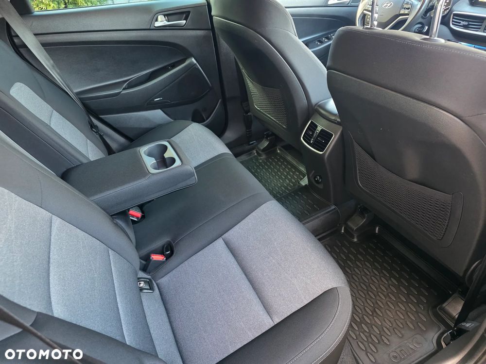 Hyundai Tucson blue 1.6 CRDi 2WD Style - 25