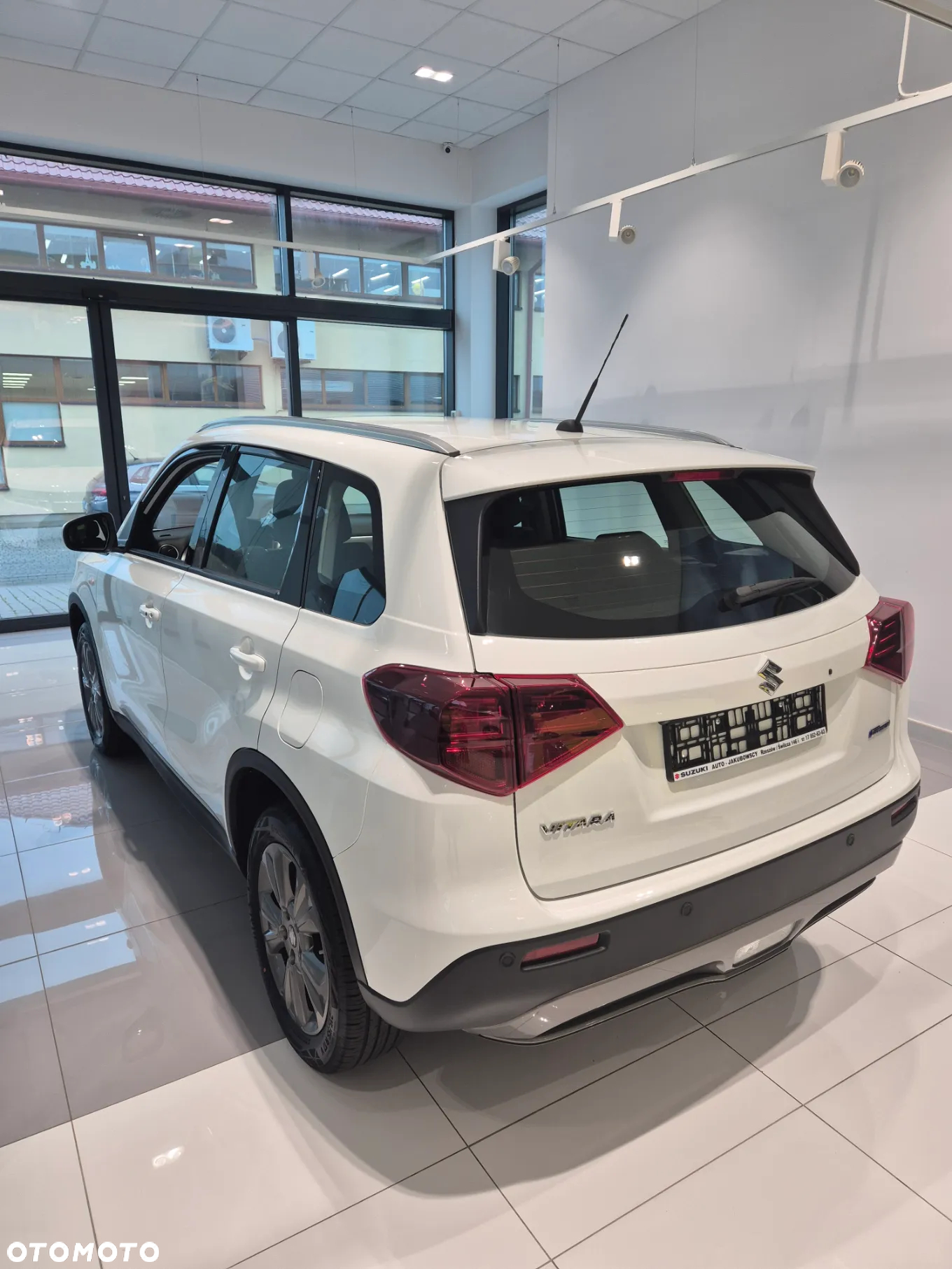 Suzuki Vitara 1.4 Boosterjet mHEV Premium 2WD - 8