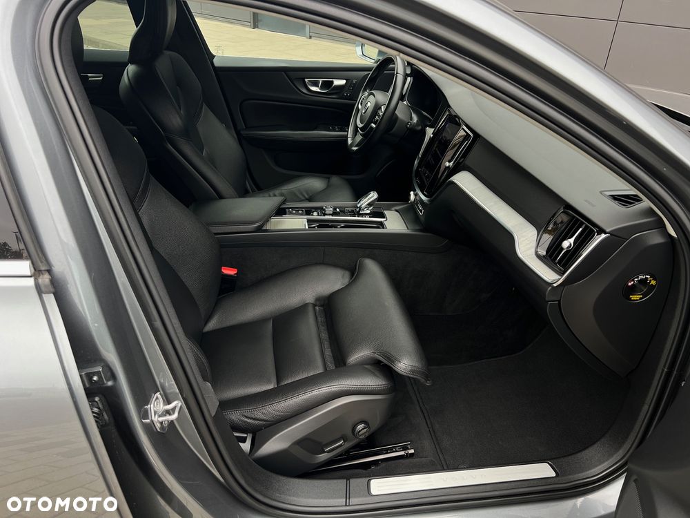 Volvo V60 B4 D Inscription - 40