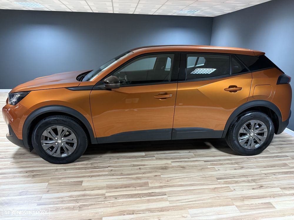 Peugeot 2008 1.2 PureTech Allure EAT8 - 3