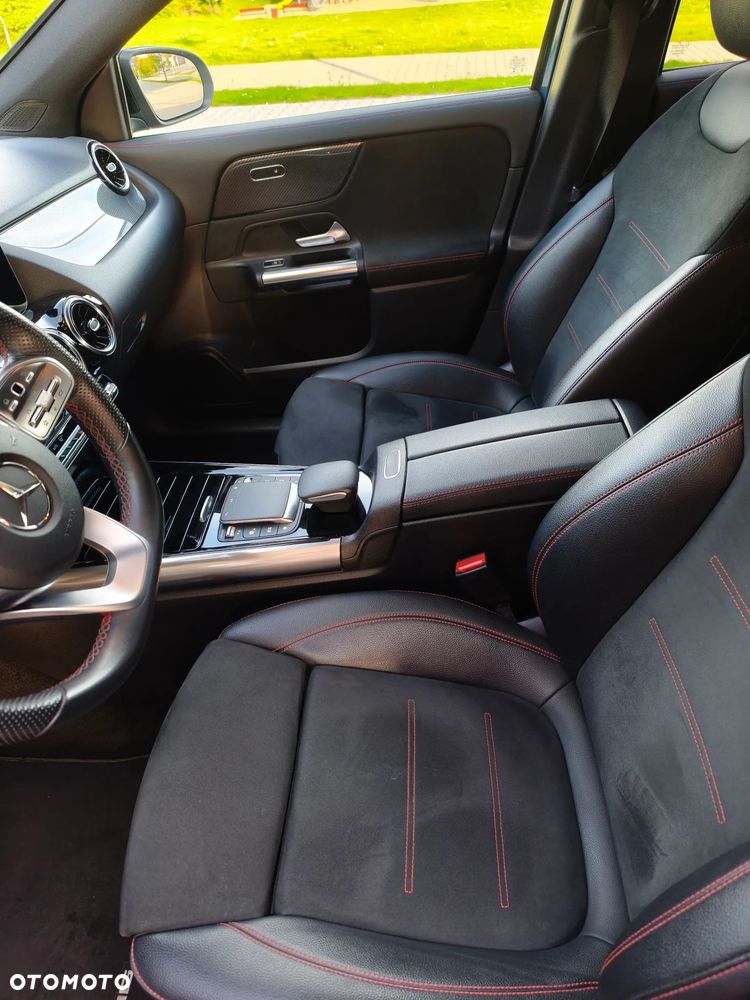 Mercedes-Benz GLA 200 AMG Line - 16