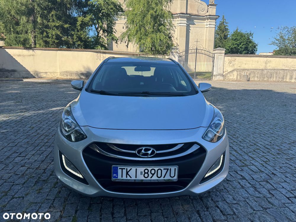 Hyundai i30 blue 1.6 CRDi Classic Navigation - 16