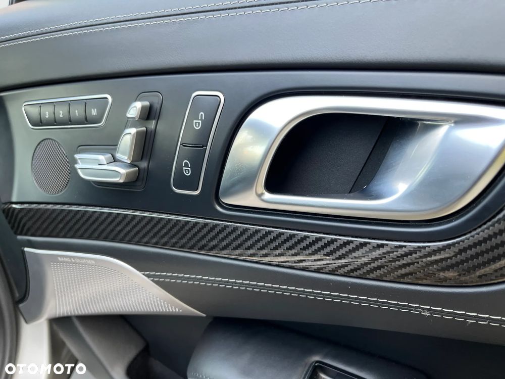 Mercedes-Benz SL - 10