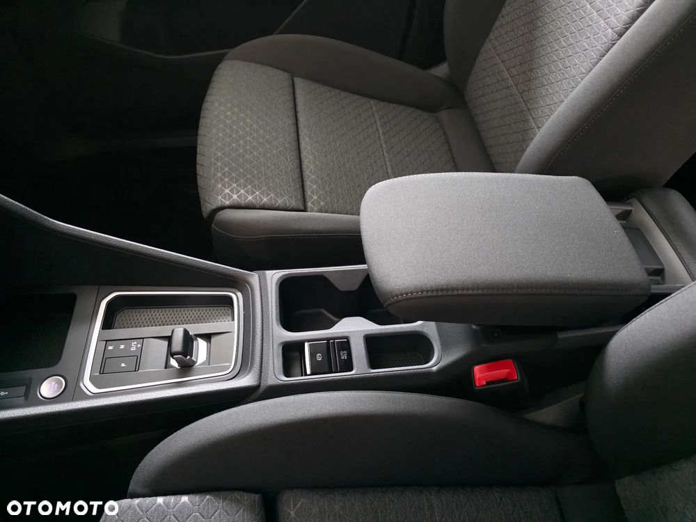 Ford Tourneo Connect Grand - 12